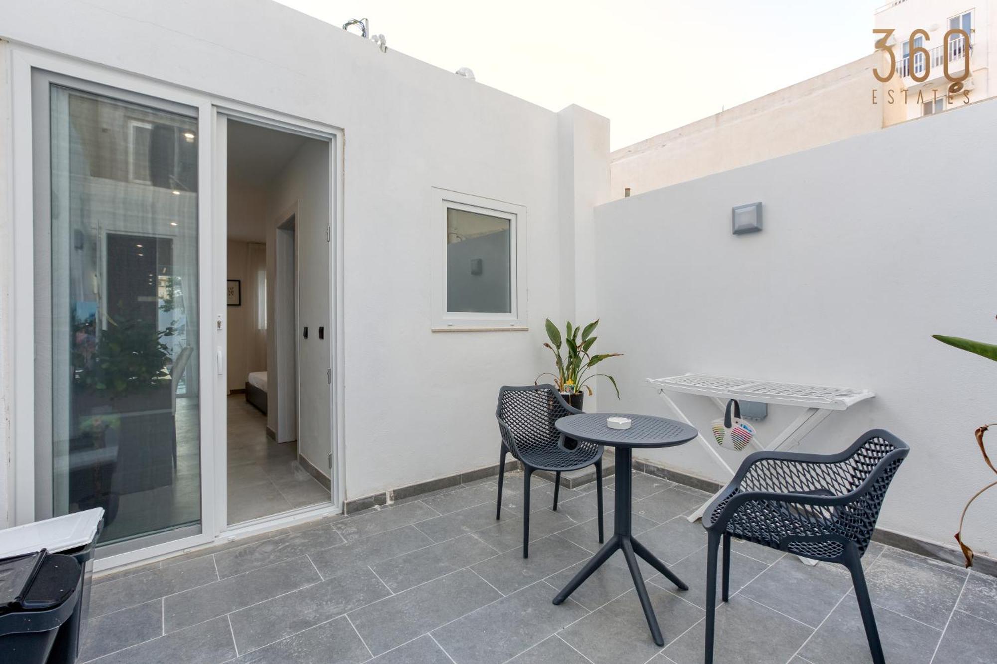 Apartment Cosy & Modern 2br In Charming St Pauls Bay By 360 Estates *